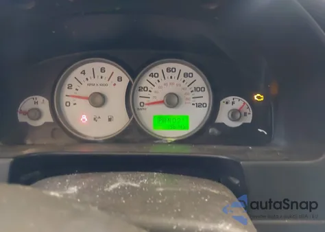 2005 Ford Escape Xlt from USA, damaged, VIN 1FMYU93145KE17791